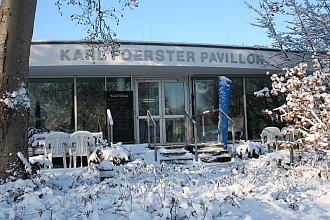 Lese-Caf im Kalr-Foerster-Pavillon